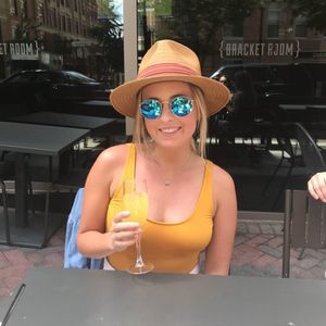 Meet your Posher, Jackie